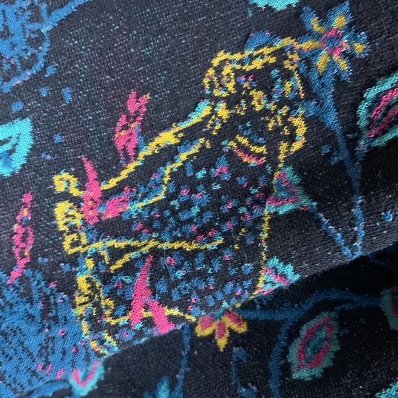 - Anthropologie The Margot Kick-Flare Cropped Pants XS Black Floral - Picture 3 of 5